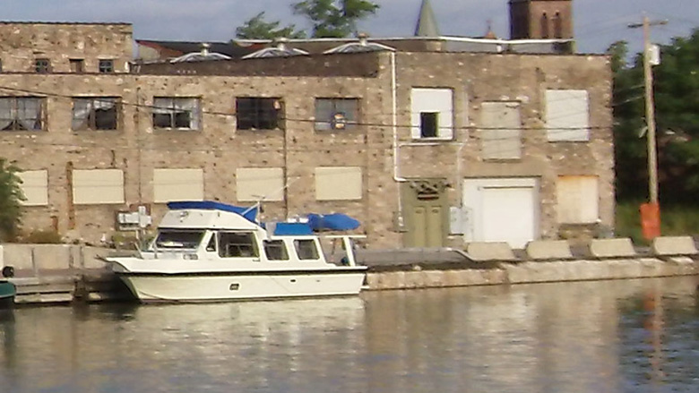 Click the photo to return to the page.