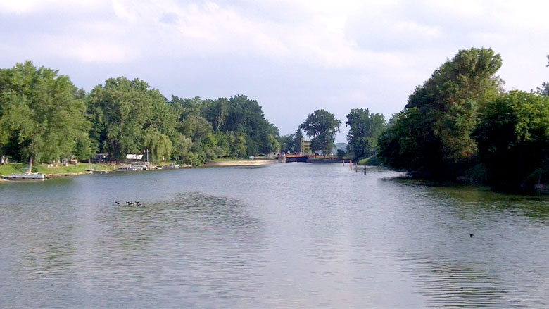 Click the photo to return to the page.