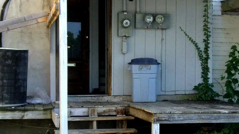 Click the photo to return to the page.