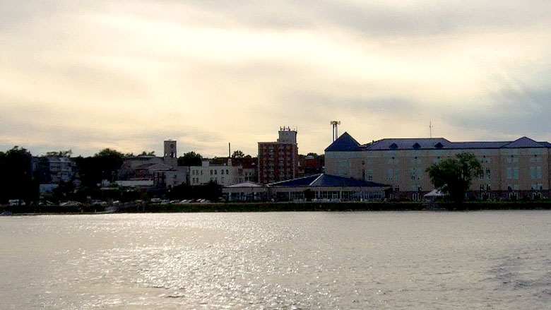 Click the photo to return to the page.